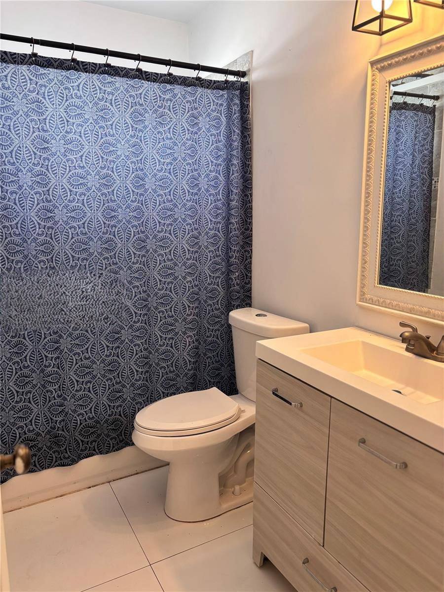 House for rent at 839 S Highland Dr, Hollywood, FL 33021