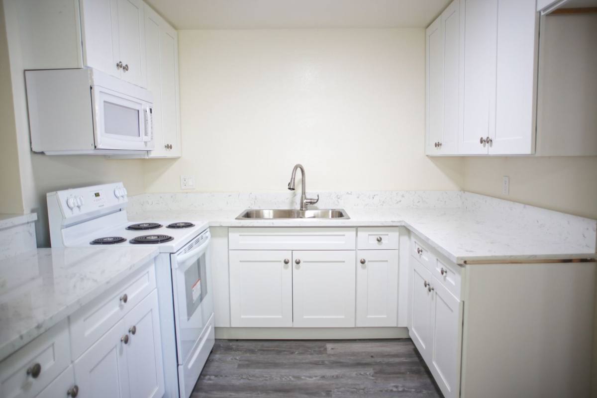 Apartment for rent at 8700 Topanga Canyon Blvd, Canoga Park, CA 91304