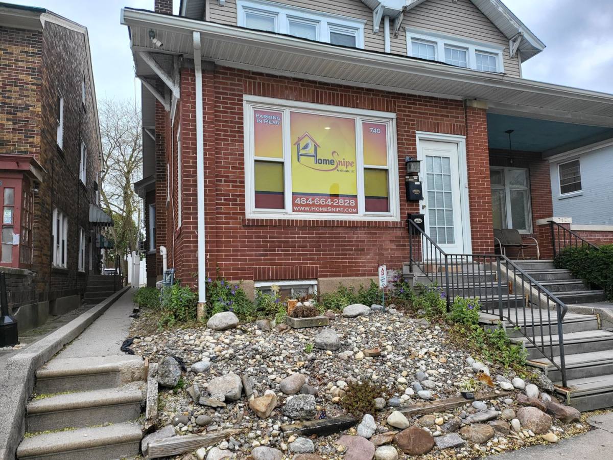 Apartment for rent at 740 N 19th St, Allentown, PA 18102