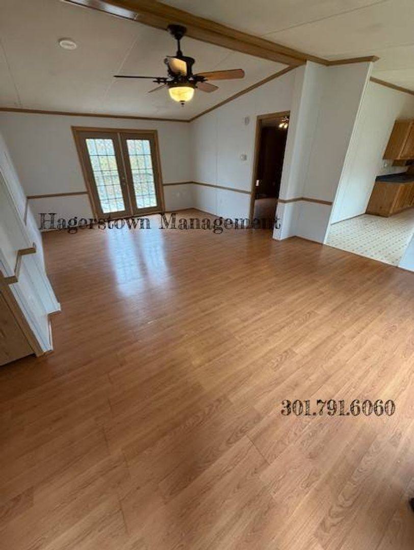 House for rent at 11906 Heather Dr, Hagerstown, MD 21740