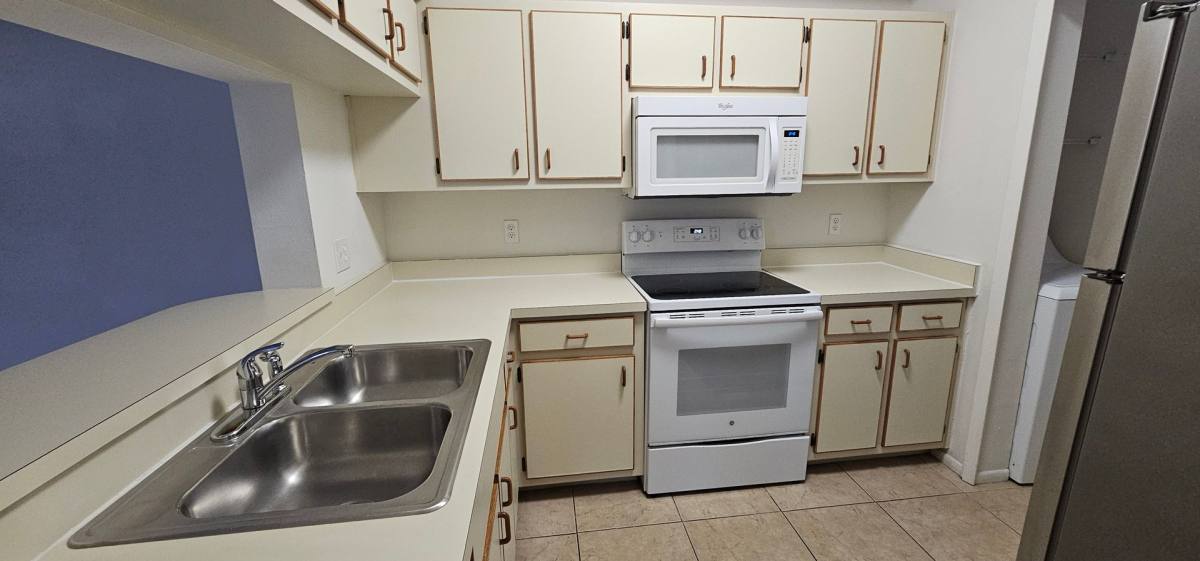 Condo for rent at 14500 Summerlin Trace Court, Fort Myers, FL 33907
