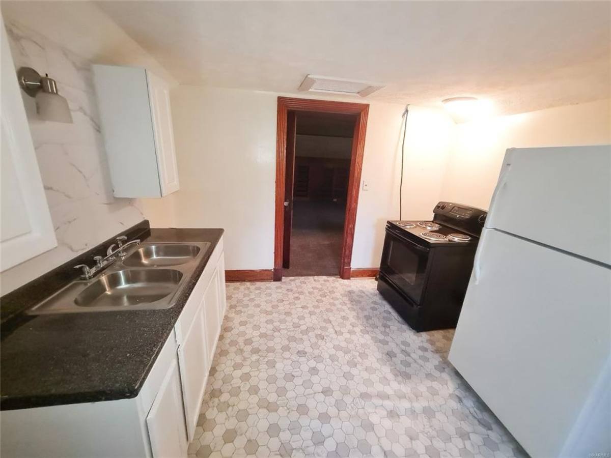 Apartment for rent at 2305 Yancey Ave, Montgomery, AL 36107