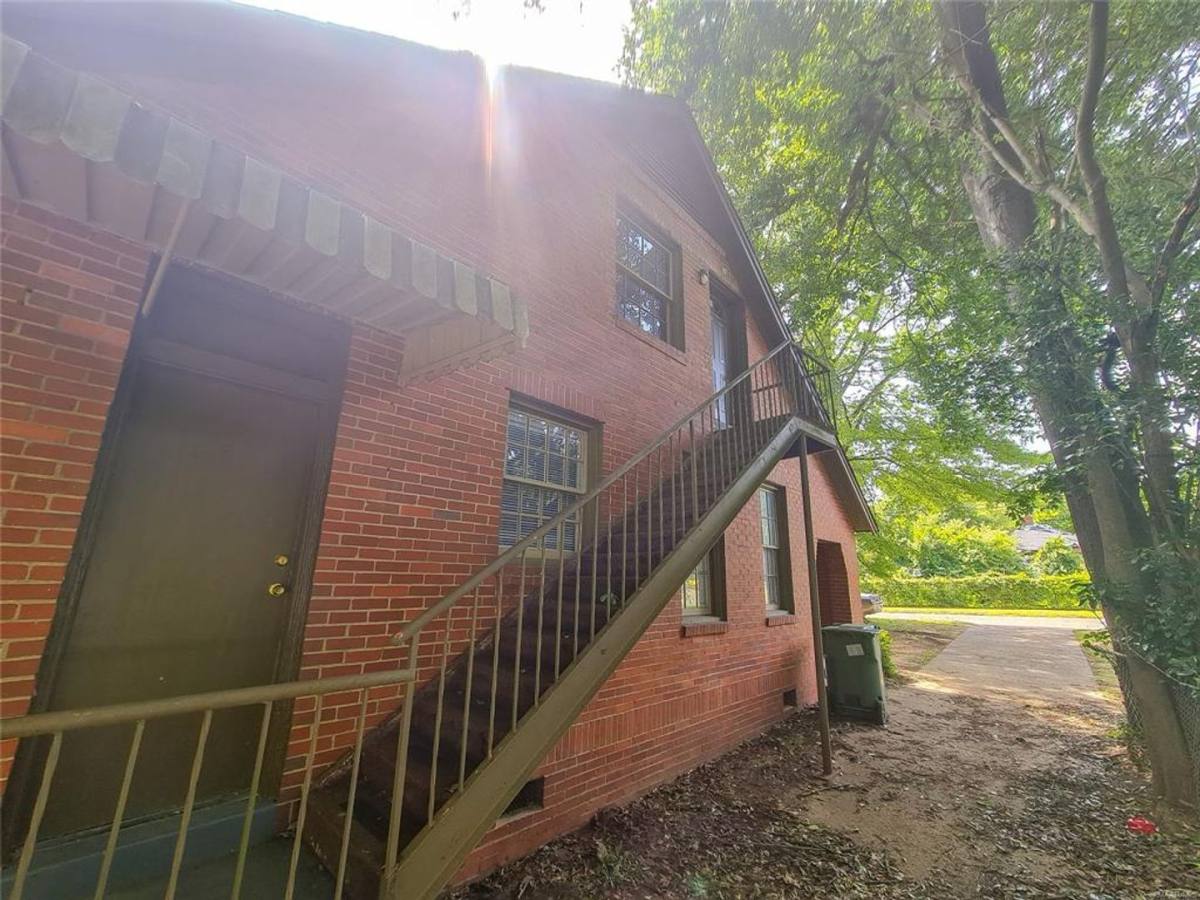 Apartment for rent at 2305 Yancey Ave, Montgomery, AL 36107
