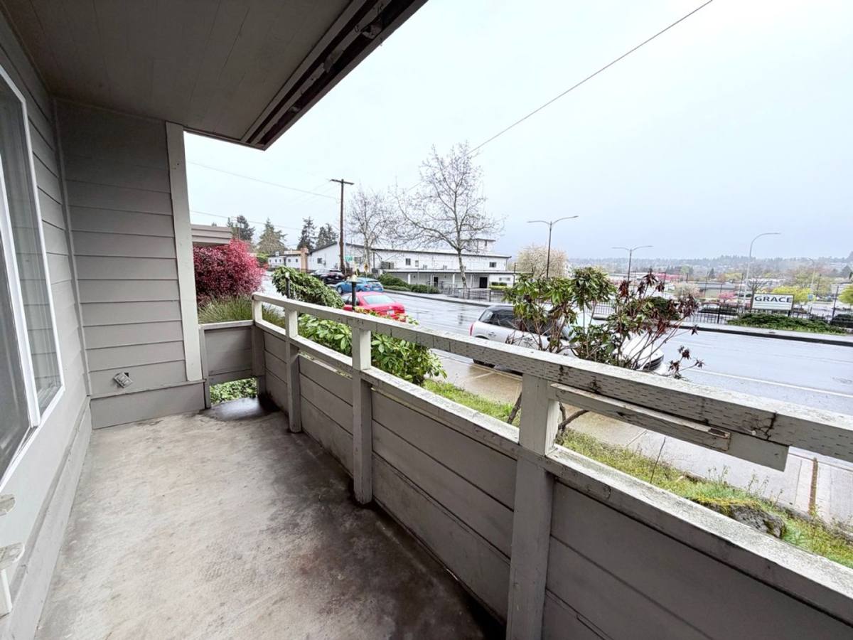 Apartment for rent at 201 Taylor Ave NW, Renton, WA 98057