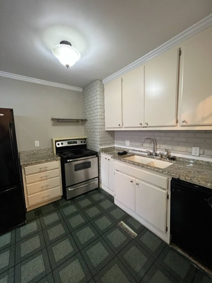 Apartment for rent at 34 Melville Ave, Greenville, SC 29605