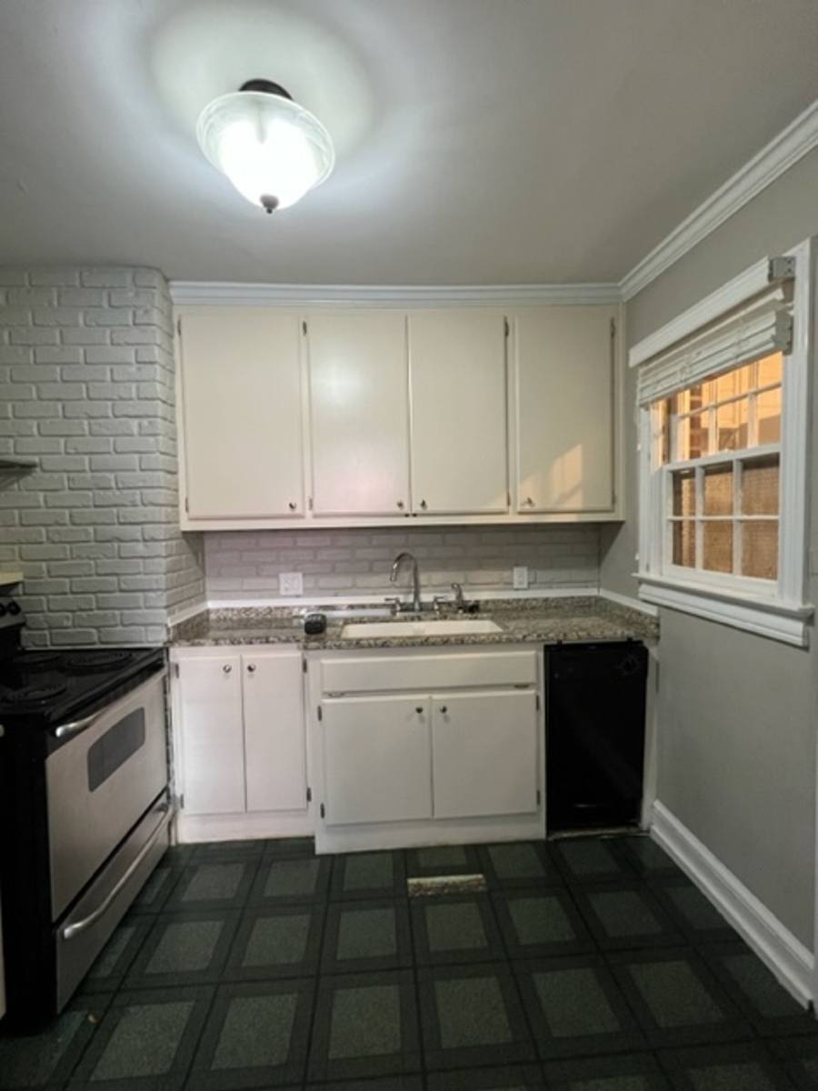 Apartment for rent at 34 Melville Ave, Greenville, SC 29605