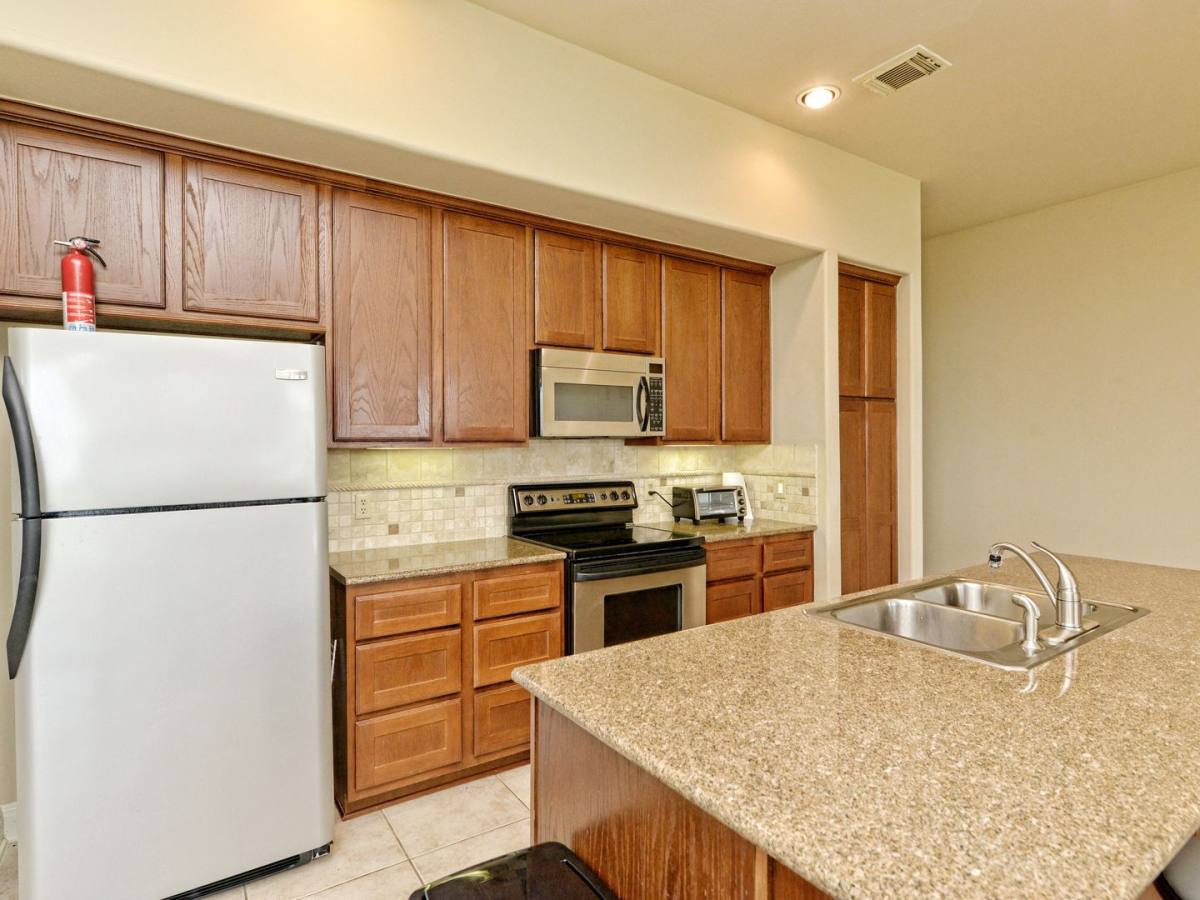 Apartment for rent at 1908 Kahala Sunset Dr, Spicewood, TX 78669