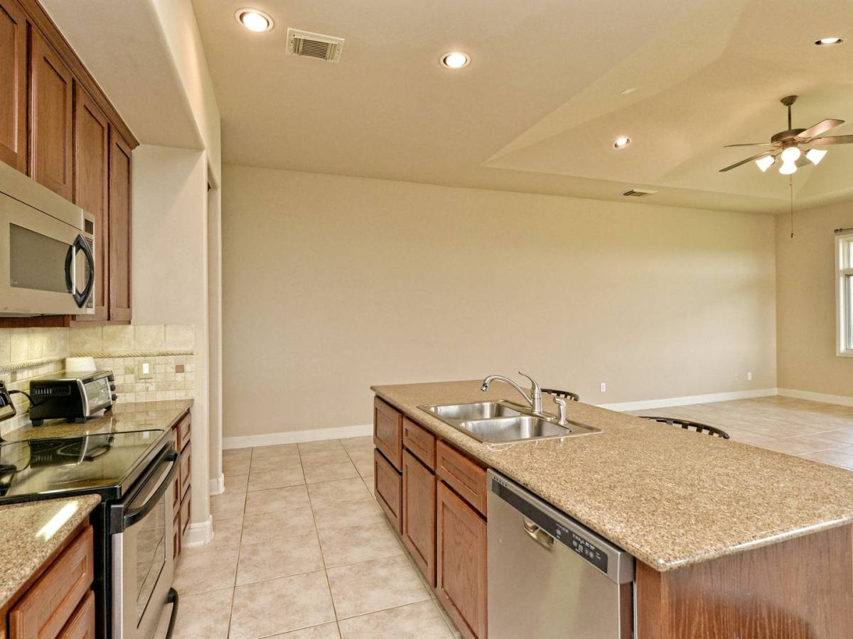 Apartment for rent at 1908 Kahala Sunset Dr, Spicewood, TX 78669