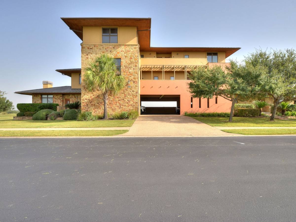 Apartment for rent at 1908 Kahala Sunset Dr, Spicewood, TX 78669