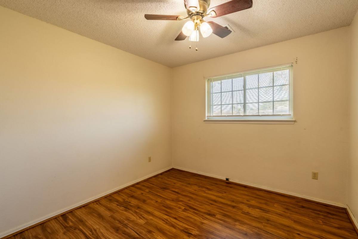 House for rent at 4822 S Spruce Dr, Sand Springs, OK 74063