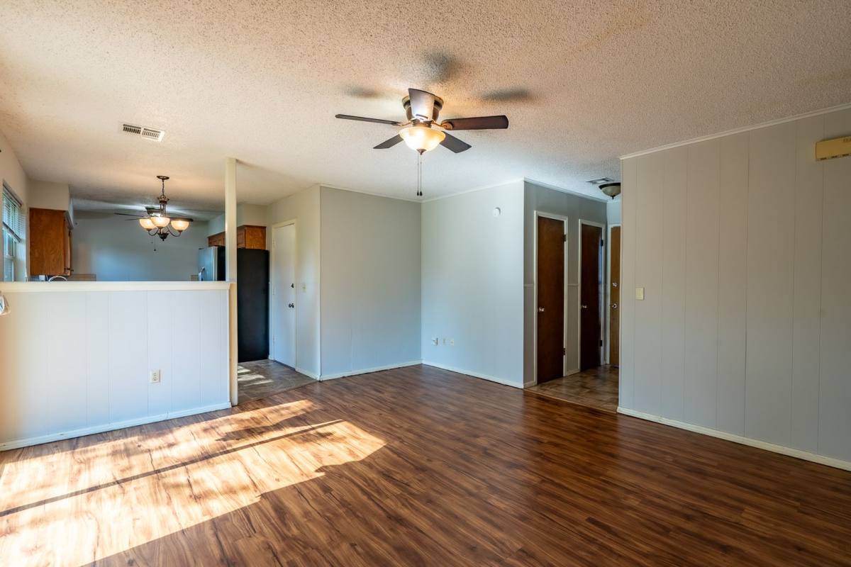 House for rent at 4822 S Spruce Dr, Sand Springs, OK 74063