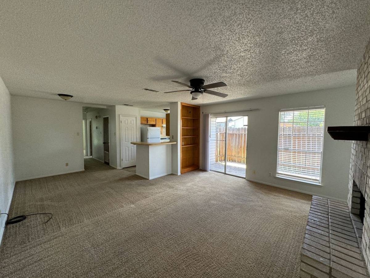 Apartment for rent at 2112 Hinkle Ave, Killeen, TX 76549