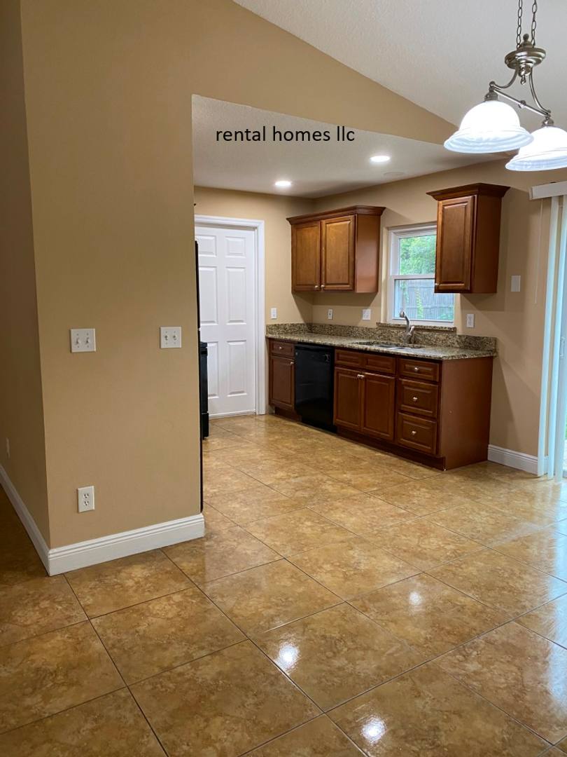 House for rent at 141 Clyde Ave, Longwood, FL 32750