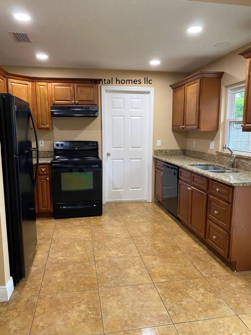 House for rent at 141 Clyde Ave, Longwood, FL 32750