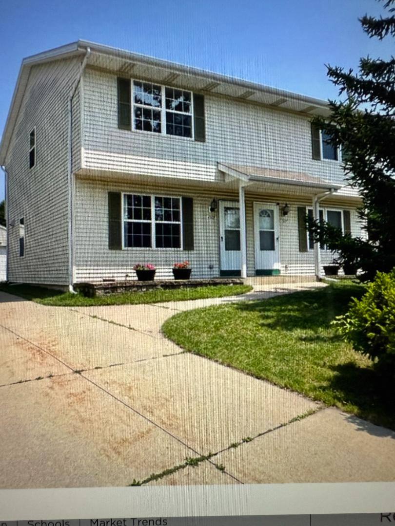 Apartment for rent at 1307-1309 Falls Court, Waukesha, WI 53186