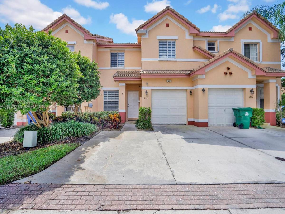 Townhouse for rent at 8664 SW 22nd Court Miramar, Hollywood, FL 33025