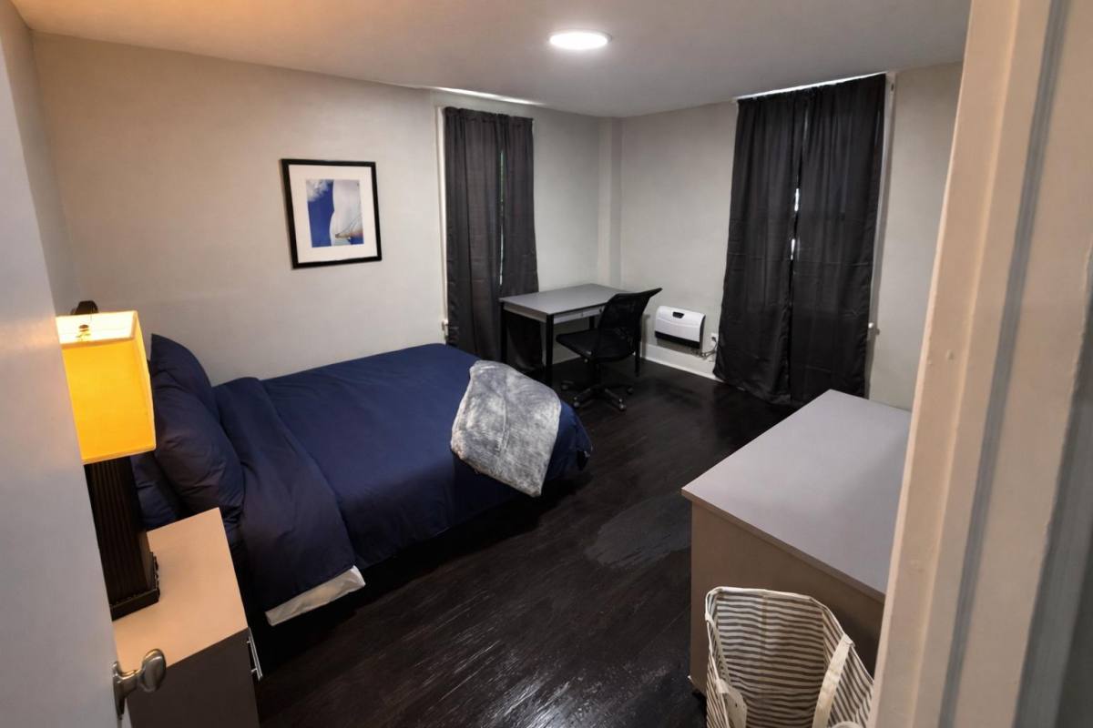 Apartment for rent at 818 Broad St #2, Elyria, OH 44035