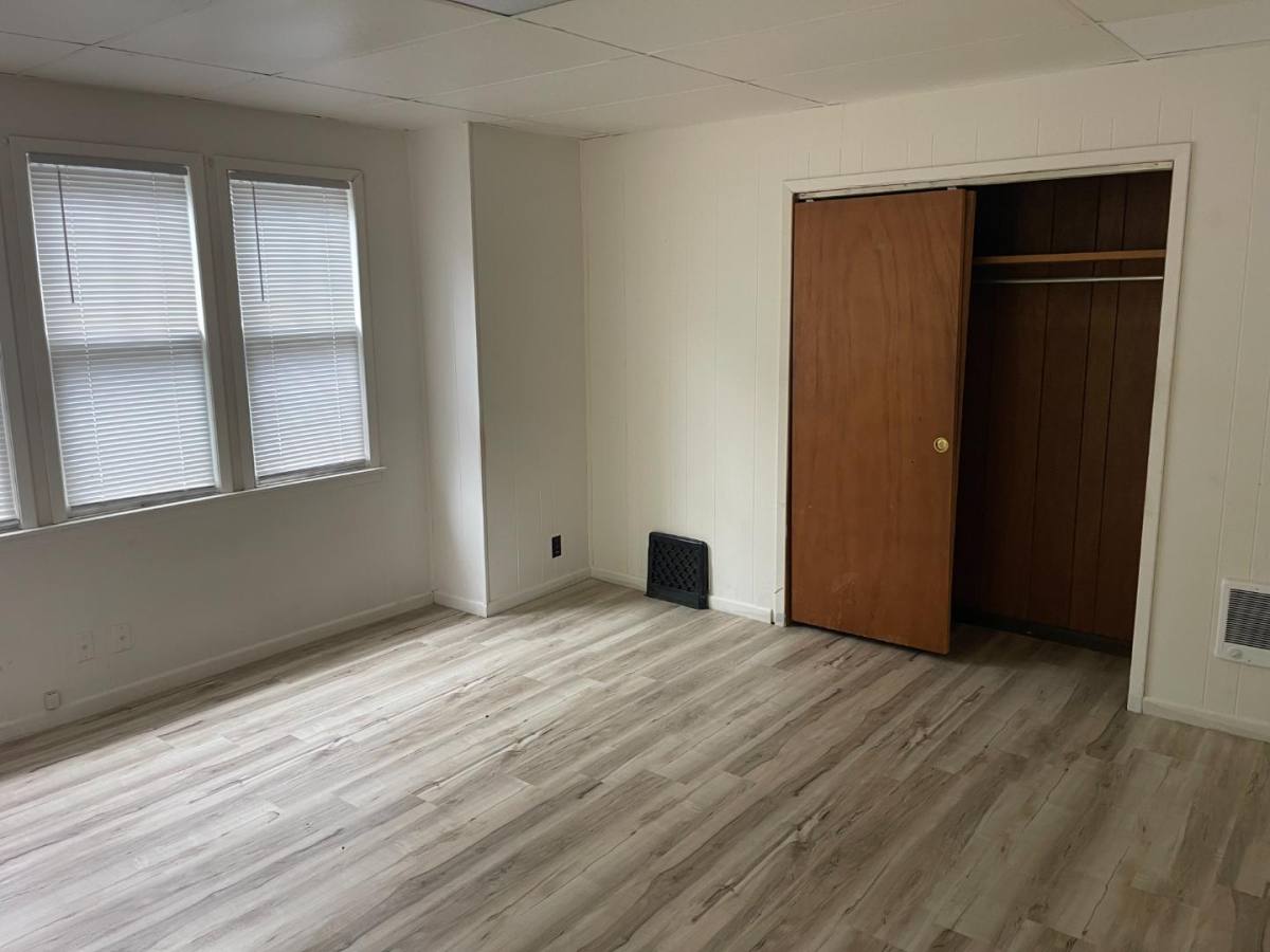 Apartment for rent at 1723 N 11th St #2, Terre Haute, IN 47804