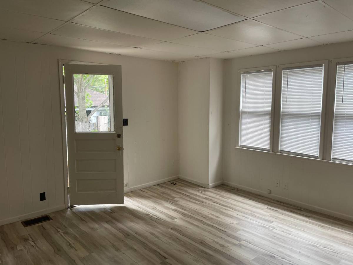 Apartment for rent at 1723 N 11th St #2, Terre Haute, IN 47804