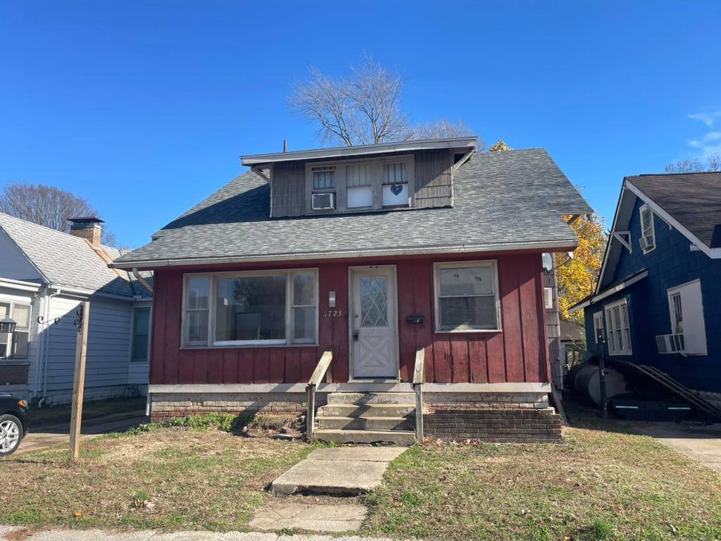 Apartment for rent at 1723 N 11th St #2, Terre Haute, IN 47804