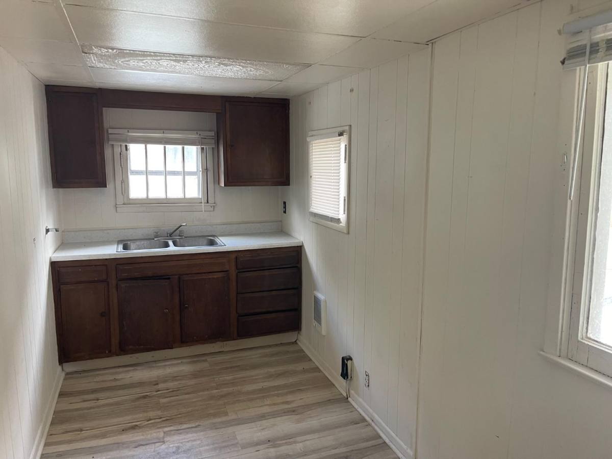 Apartment for rent at 1723 N 11th St #2, Terre Haute, IN 47804