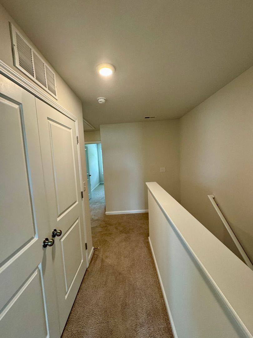Townhouse for rent at 3794 Yorkshire Place, Terrell, NC 28682