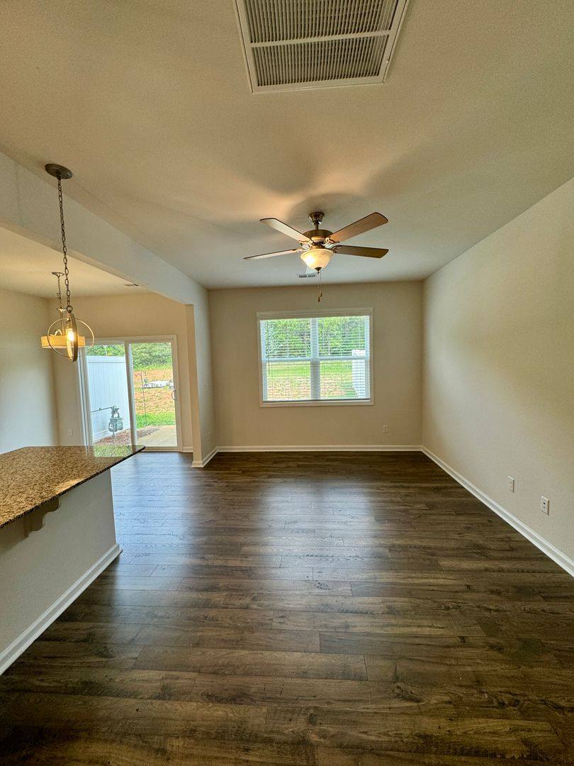 Townhouse for rent at 3794 Yorkshire Place, Terrell, NC 28682