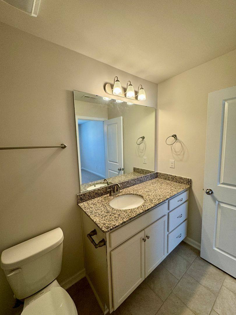 Townhouse for rent at 3794 Yorkshire Place, Terrell, NC 28682