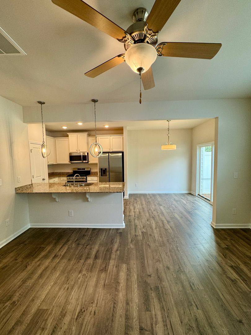 Townhouse for rent at 3794 Yorkshire Place, Terrell, NC 28682