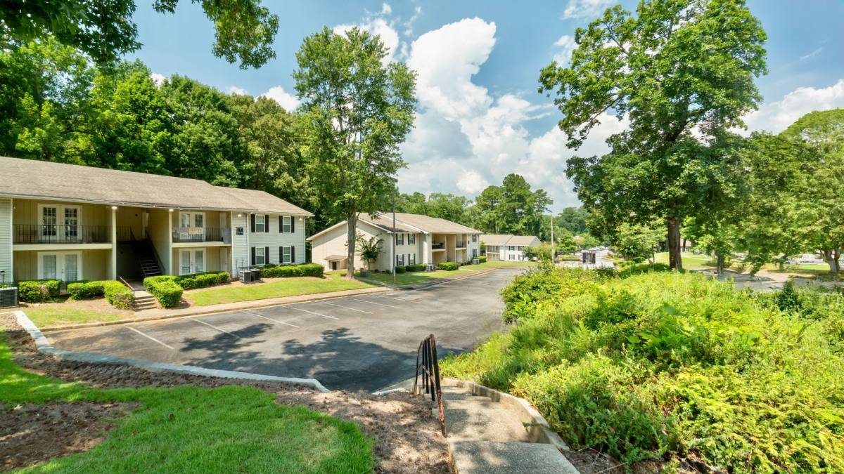 Apartment for rent at 2900 Landrum Dr, Atlanta, GA 30311