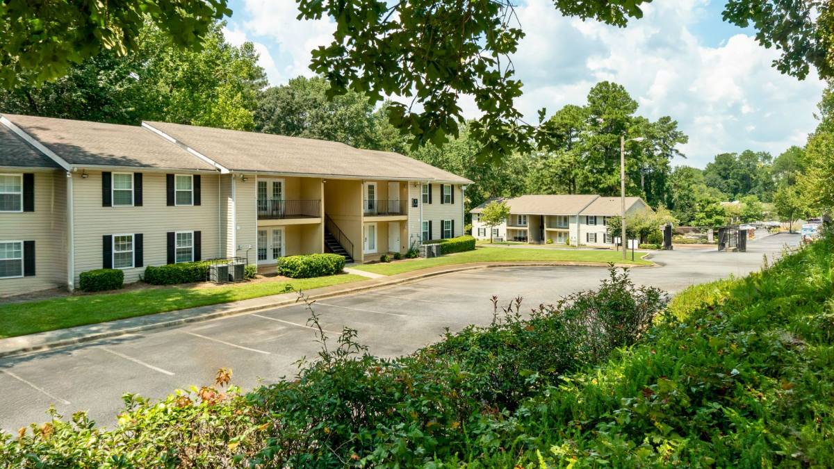 Apartment for rent at 2900 Landrum Dr, Atlanta, GA 30311