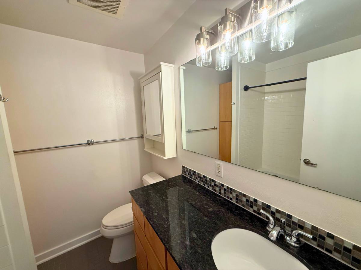 Condo for rent at 2200 Dickson Dr, Austin, TX 78704