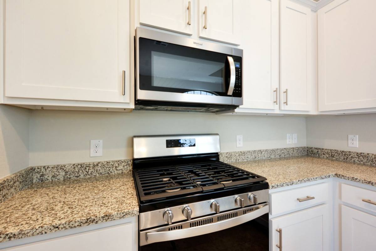 House for rent at 121 Thelonious Dr, Austin, TX 78745