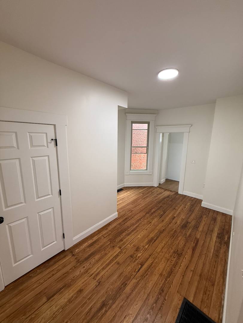 Townhouse for rent at 433 Hanford St, Columbus, OH 43206