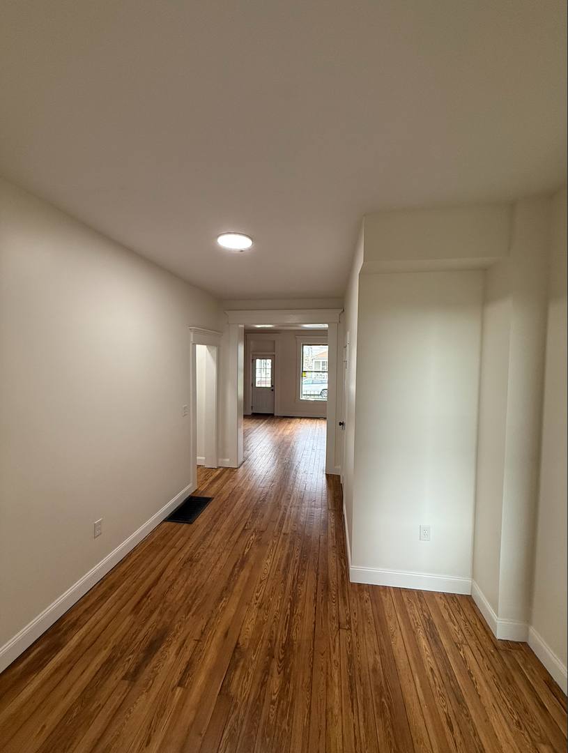 Townhouse for rent at 433 Hanford St, Columbus, OH 43206