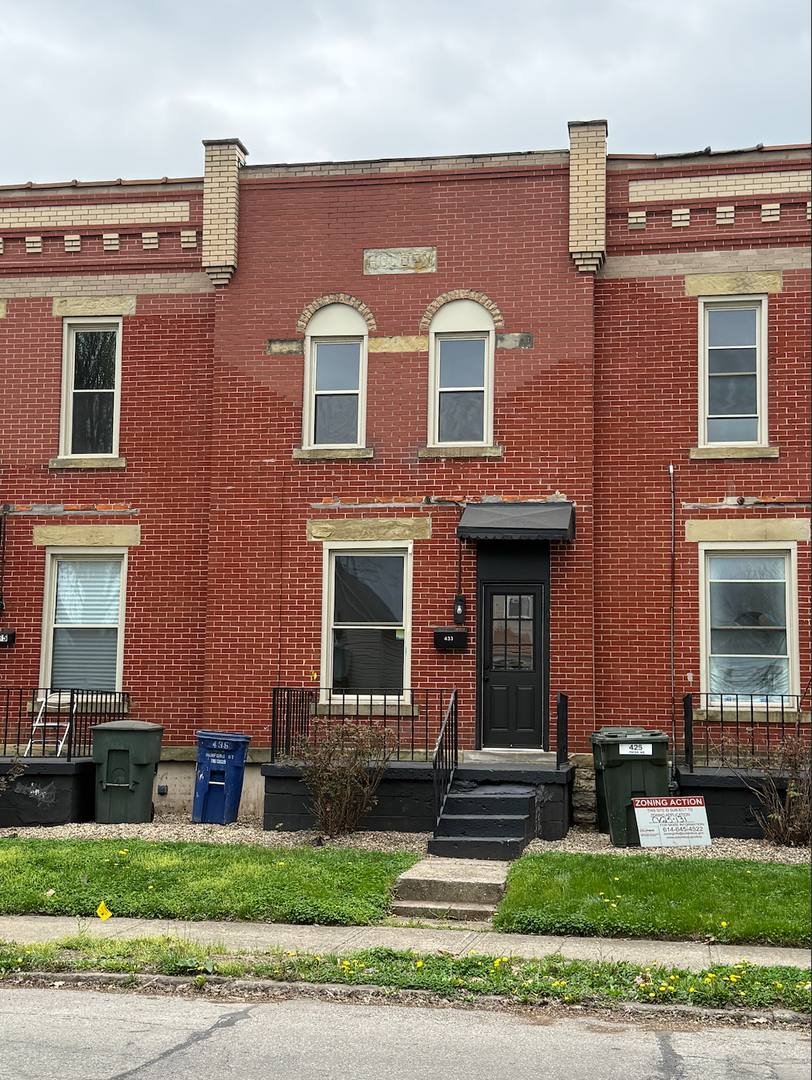 Townhouse for rent at 433 Hanford St, Columbus, OH 43206