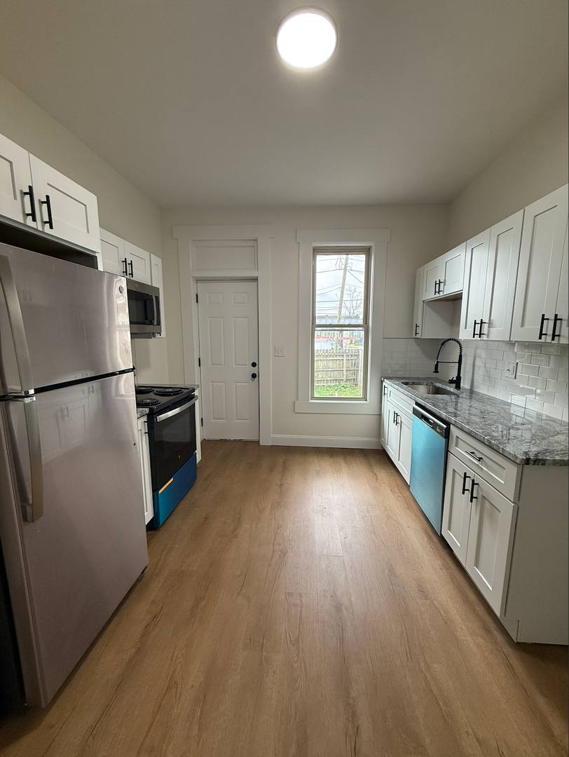 Townhouse for rent at 433 Hanford St, Columbus, OH 43206