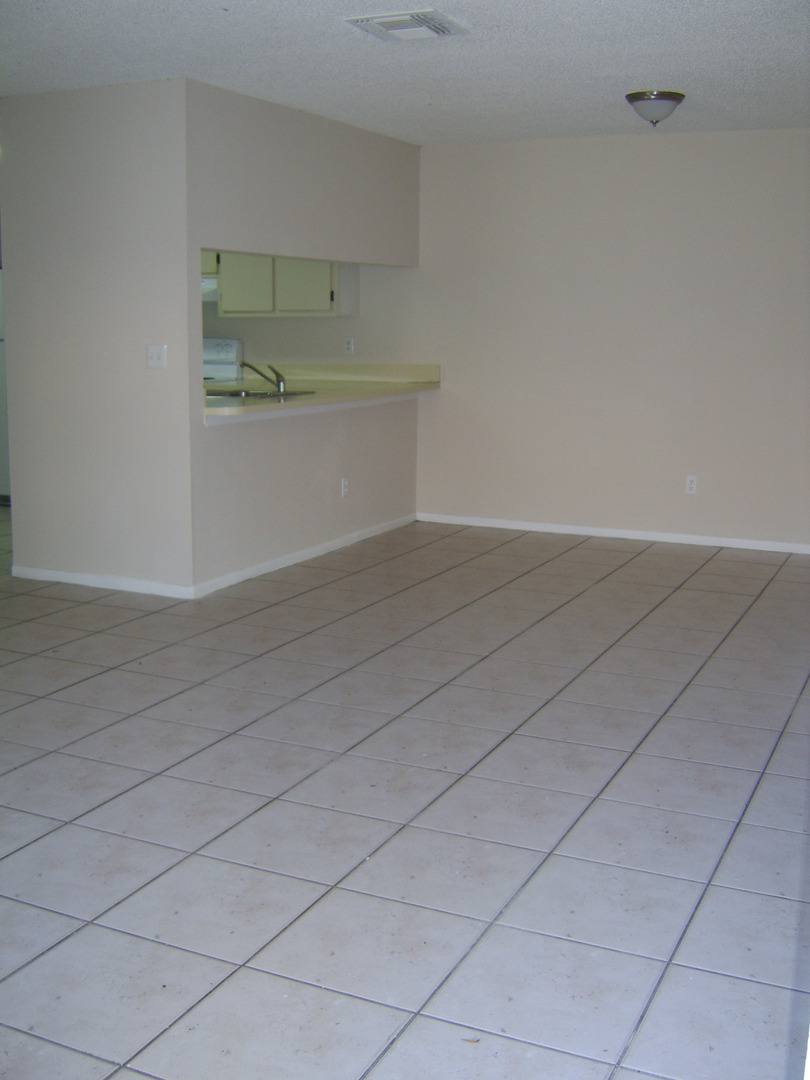 Townhouse for rent at 1230 Sophie Blvd, Orlando, FL 32828