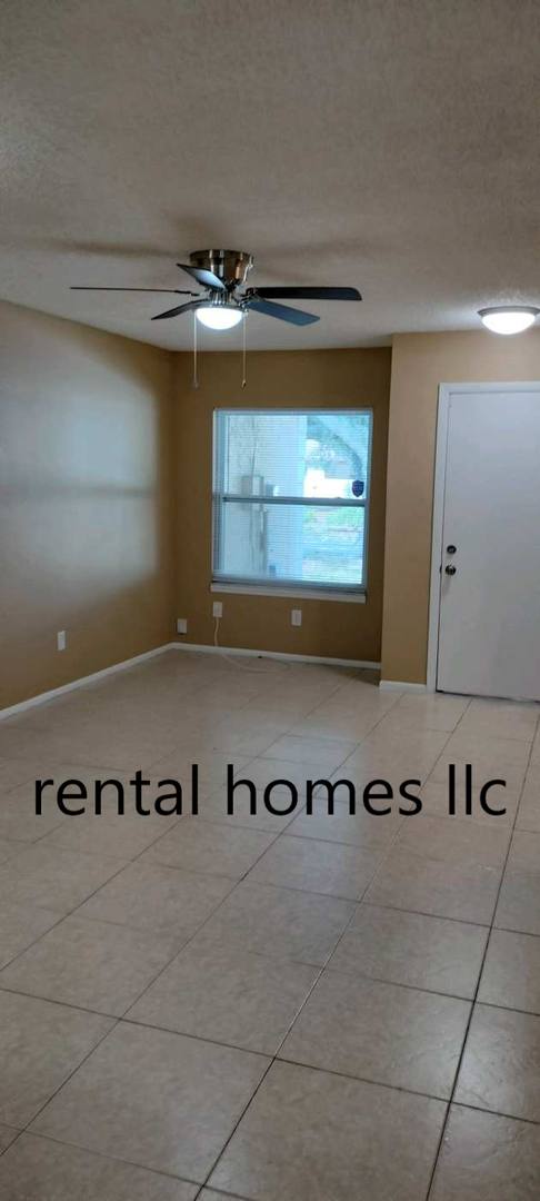 Townhouse for rent at 1230 Sophie Blvd, Orlando, FL 32828
