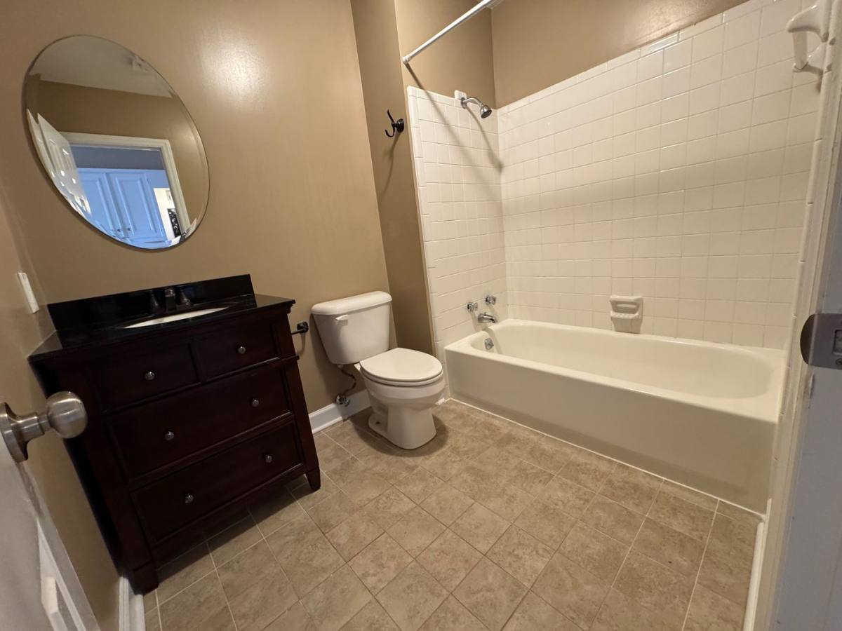 Apartment for rent at 311-2, 4, 5, 6, 7, 8, 9 E Second Ave, Rome, GA 30161