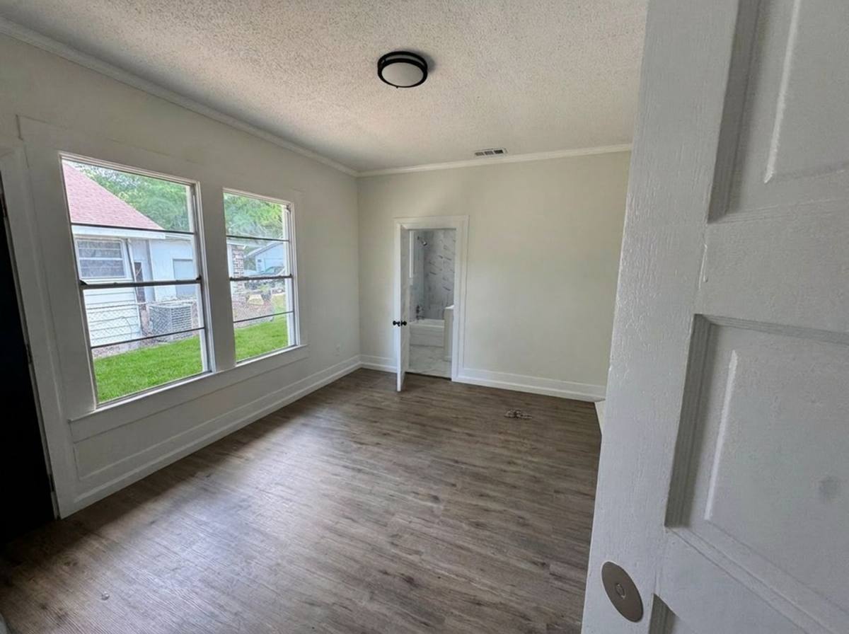 House for rent at 611 Dauphin Island Parkway, Mobile, AL 36606
