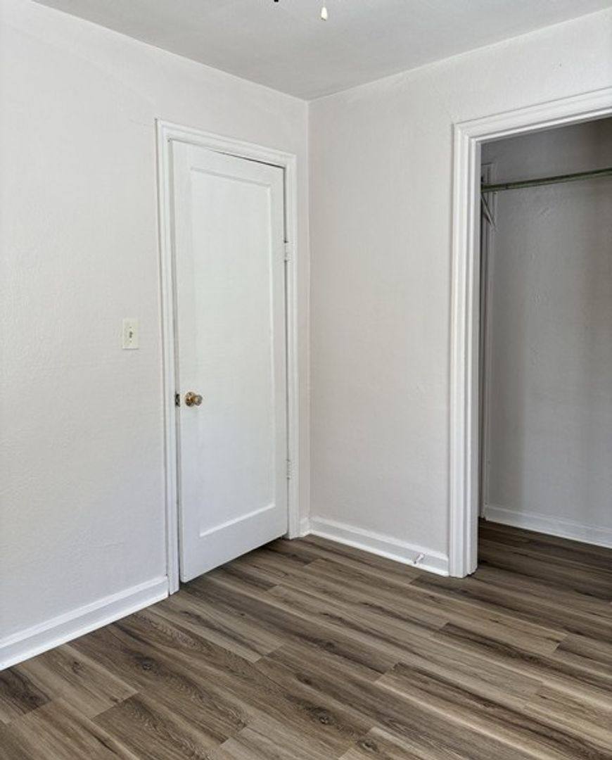 House for rent at 2915 Jensen St NE, Salem, OR 97301