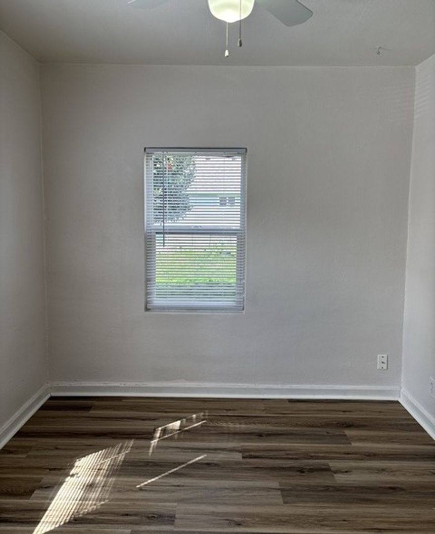 House for rent at 2915 Jensen St NE, Salem, OR 97301