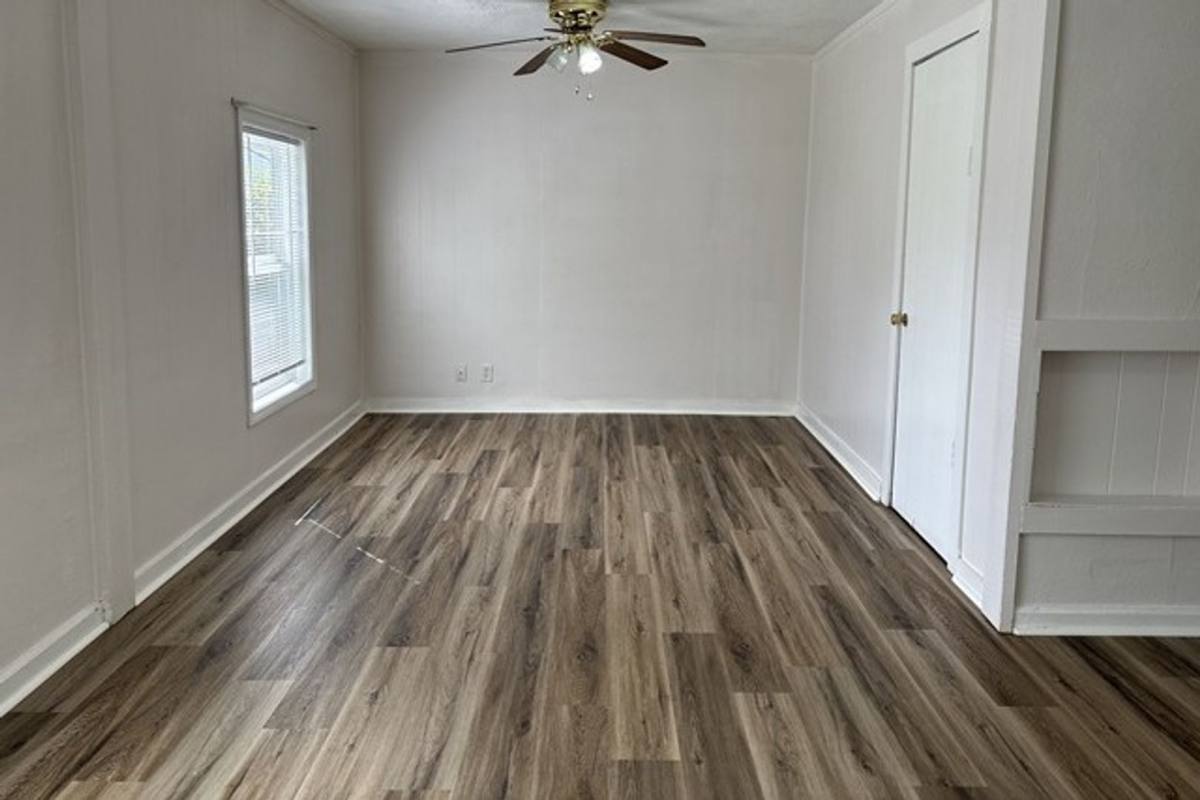 House for rent at 2915 Jensen St NE, Salem, OR 97301