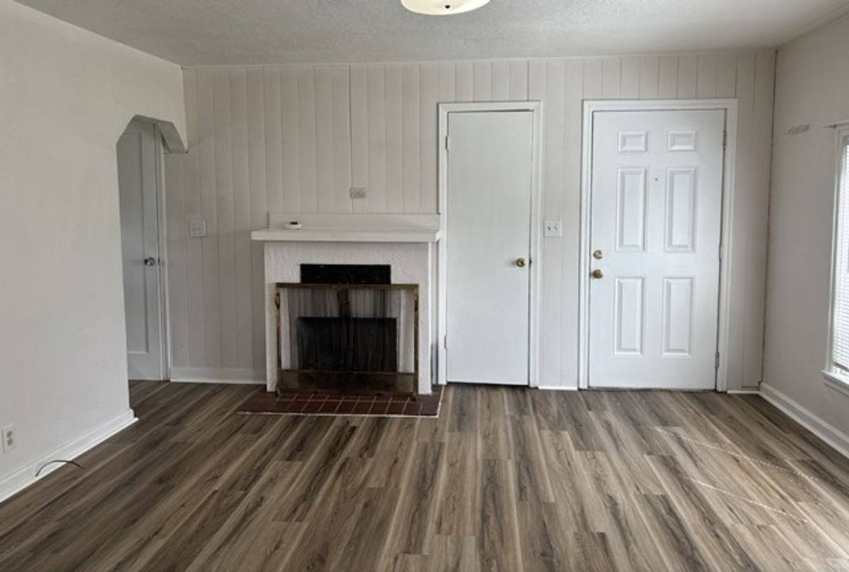 House for rent at 2915 Jensen St NE, Salem, OR 97301
