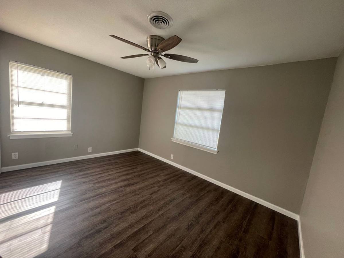 House for rent at 2113 Cloverdale St, Arlington, TX 76010