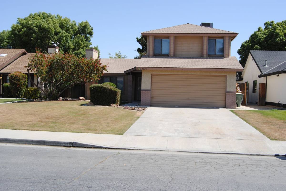 House for rent at 4620 Gorbett Lane, Bakersfield, CA 93311