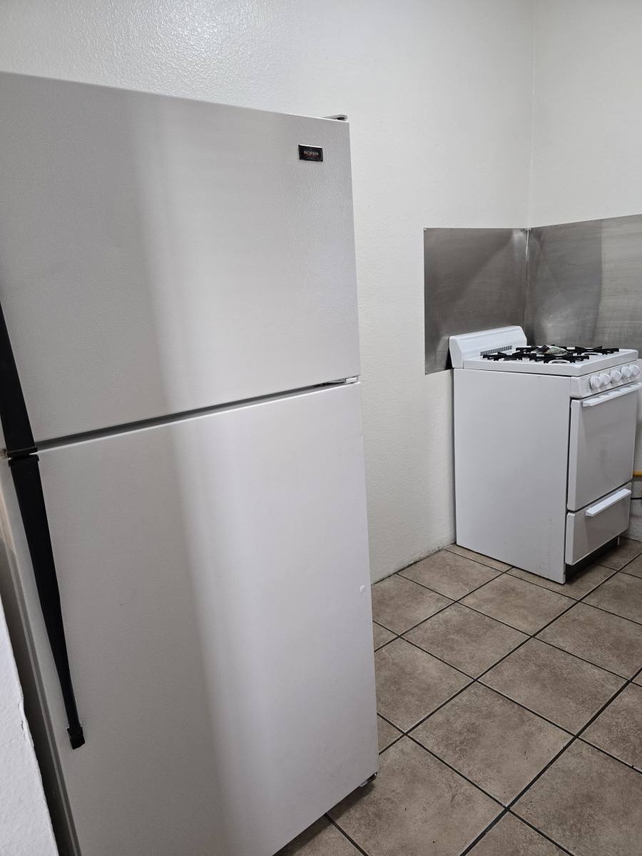 Apartment for rent at 1442 Alamitos Ave #C, Long Beach, CA 90813