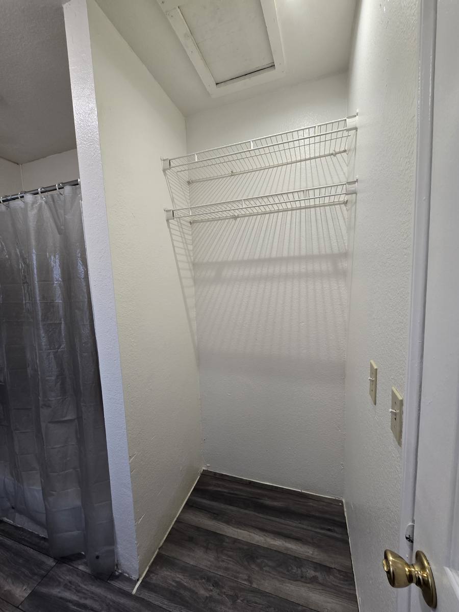 Apartment for rent at 1442 Alamitos Ave #C, Long Beach, CA 90813