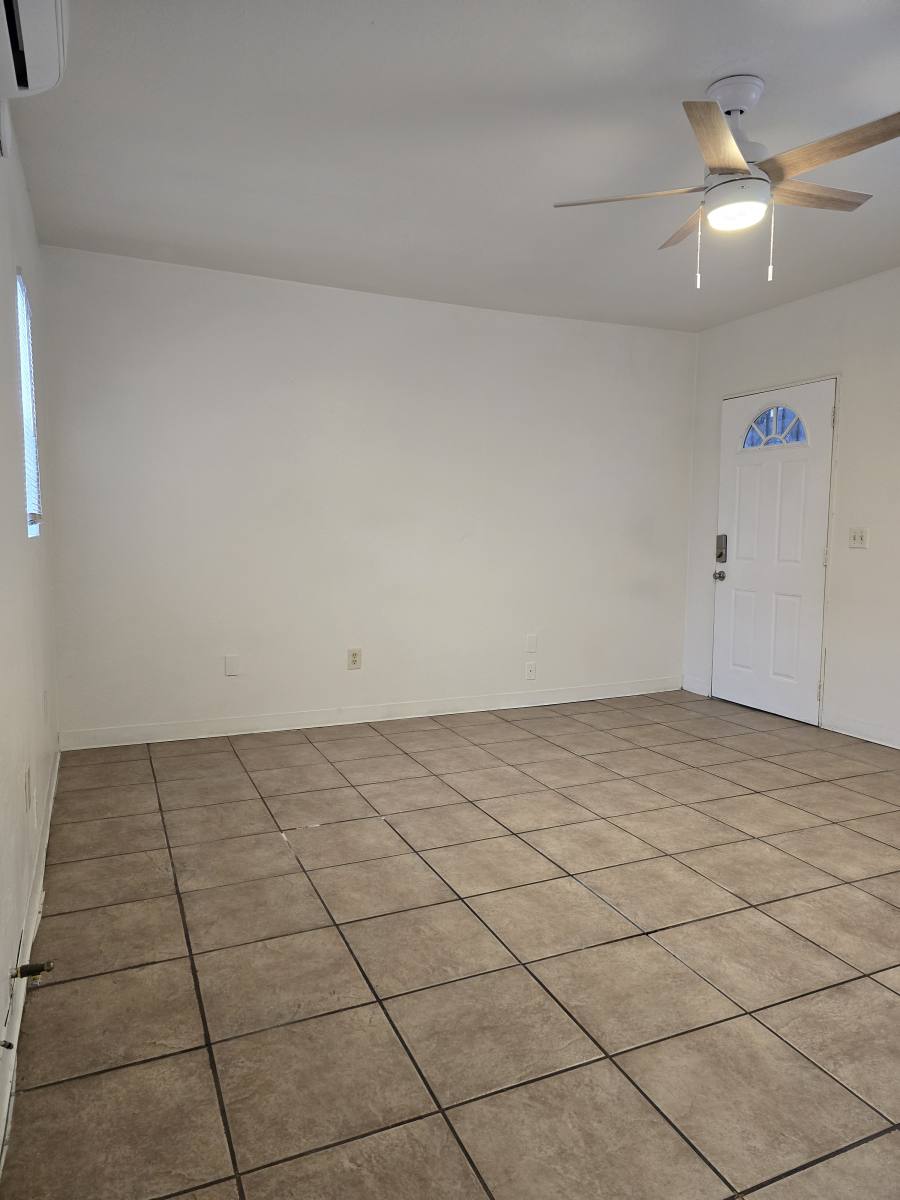 Apartment for rent at 1442 Alamitos Ave #C, Long Beach, CA 90813